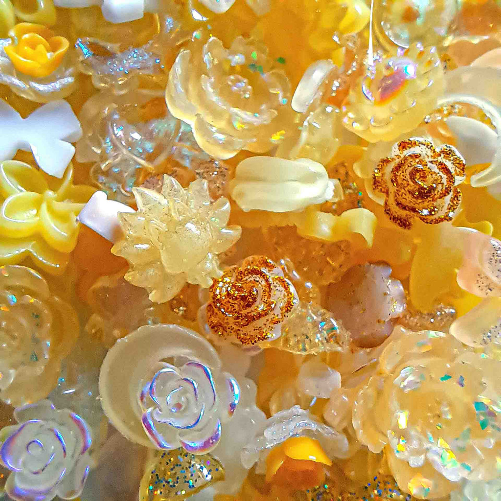YELLOW DESIGNER BEADS | 25pcs/pack